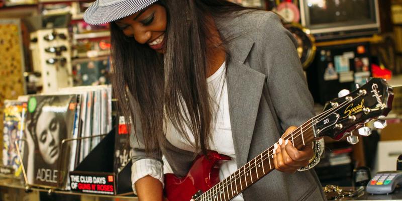 97COS52：解码二次元文化浪潮下的动漫资讯与Cosplay进阶指南